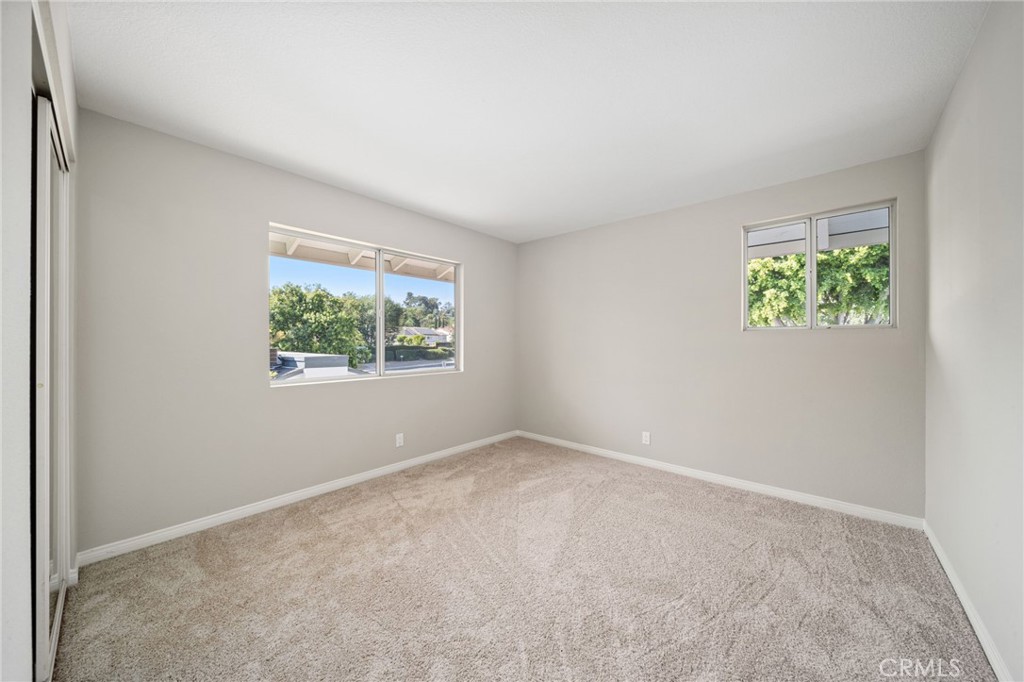 1032 Hyde Park Drive