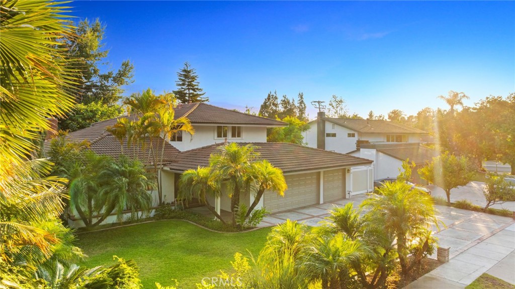 1032 Hyde Park Drive