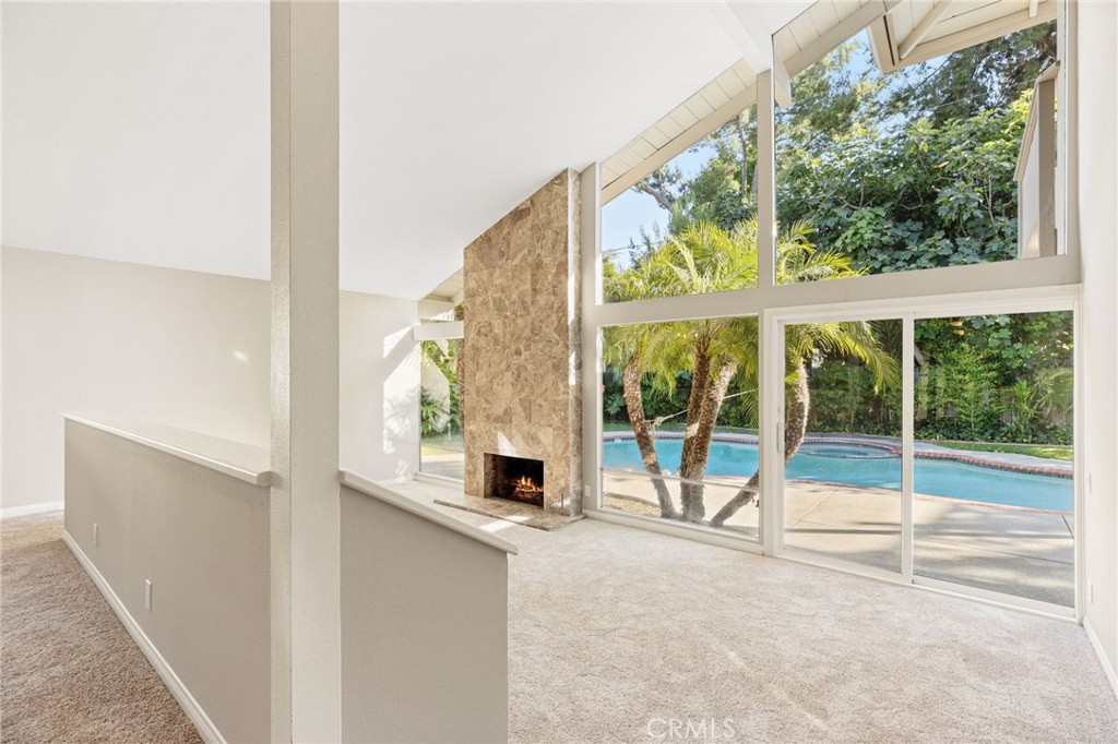 1032 Hyde Park Drive