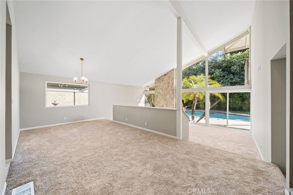 1032 Hyde Park Drive