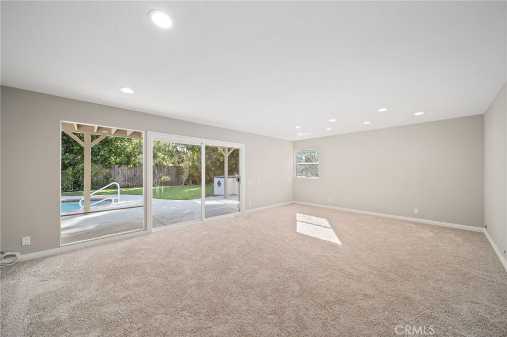 1032 Hyde Park Drive