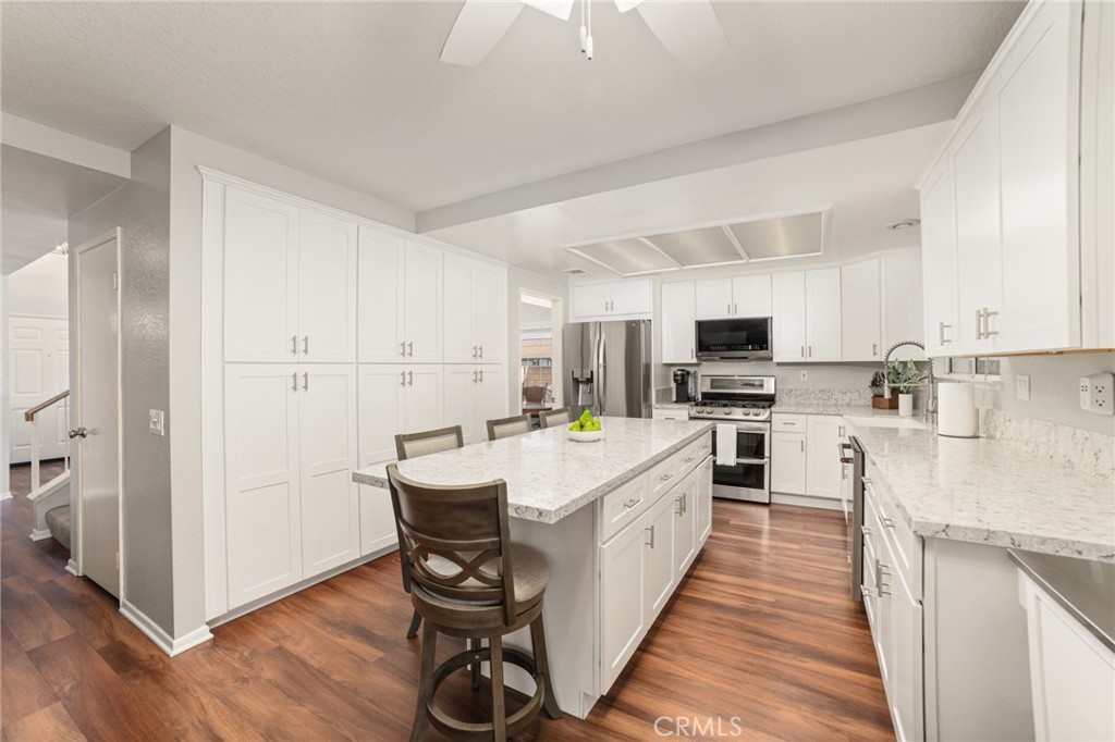 4203 Torrey Pines Drive