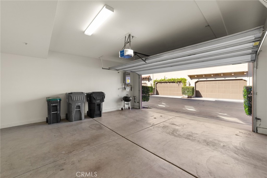 6020 Eucalyptus Avenue