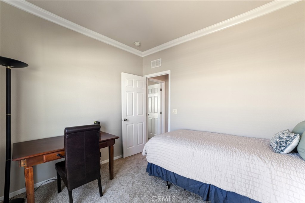 1400 W 13th Street 114