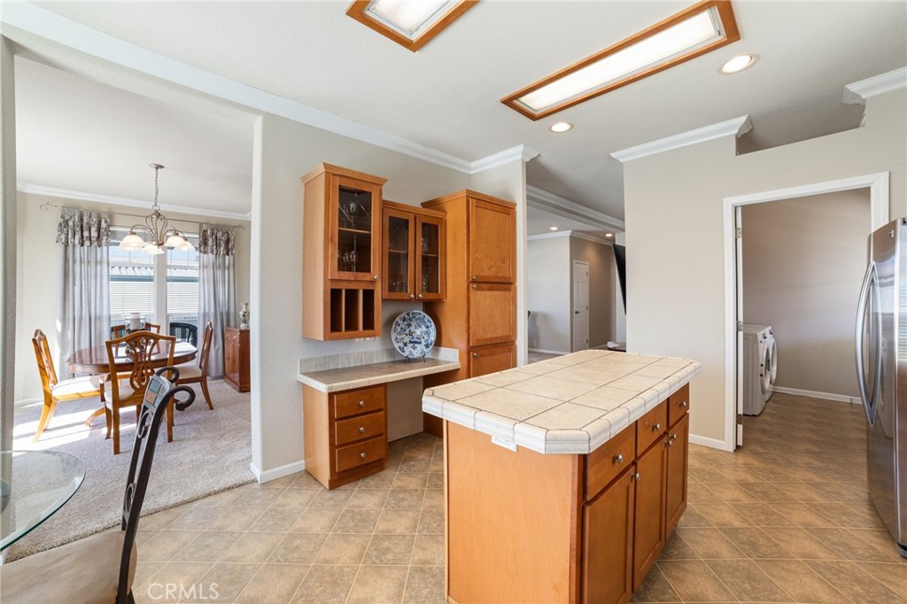 1400 W 13th Street 114