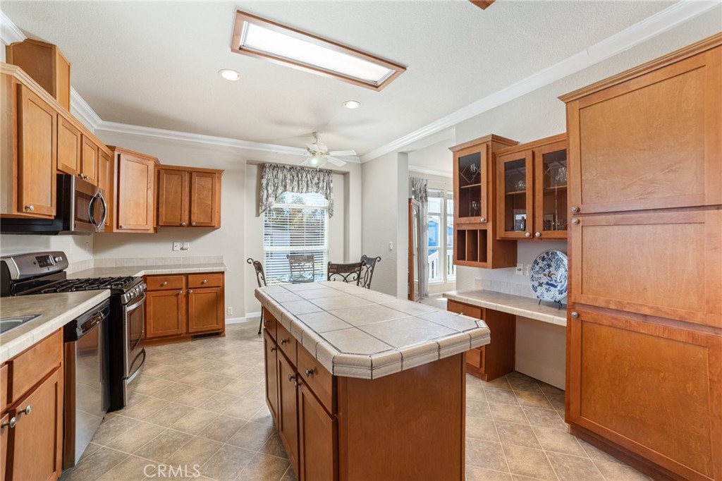 1400 W 13th Street 114