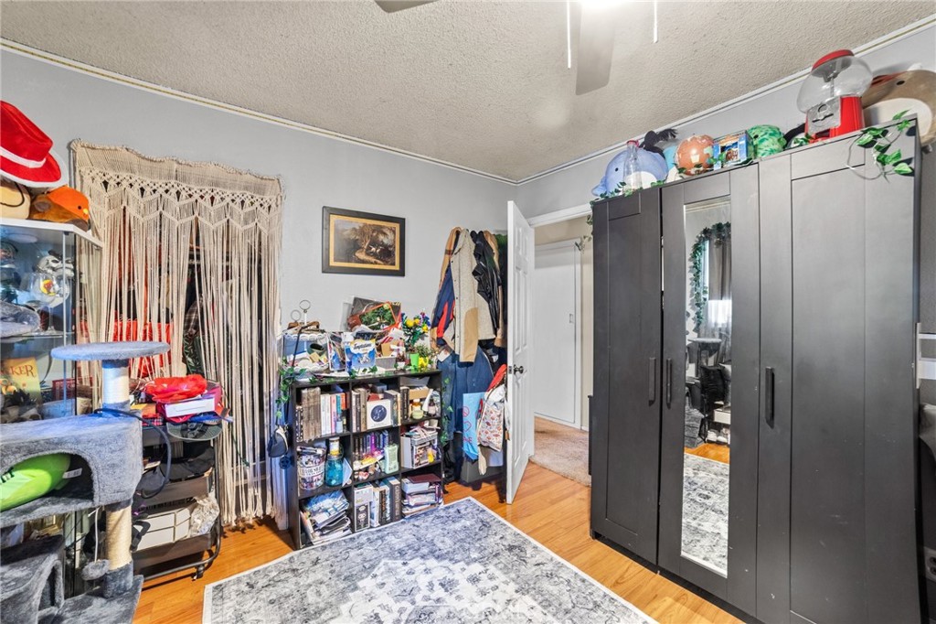 653 Clarion Place