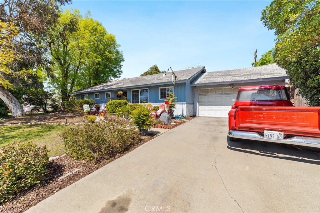 653 Clarion Place