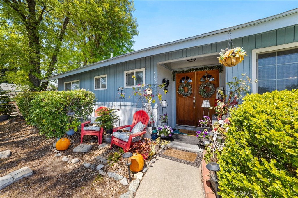 653 Clarion Place