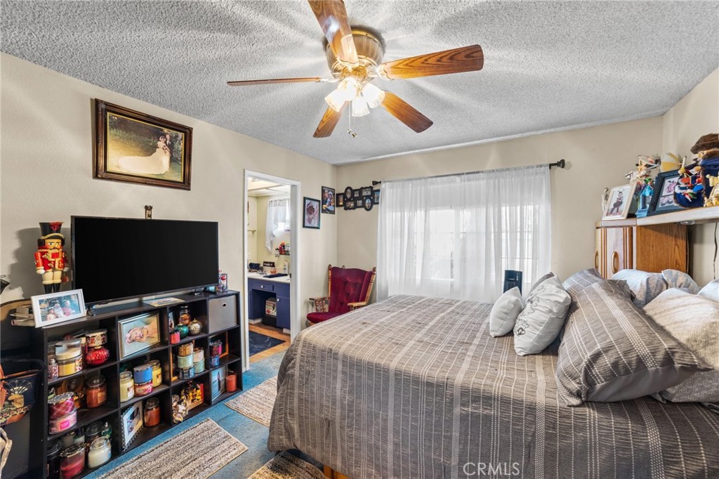 653 Clarion Place
