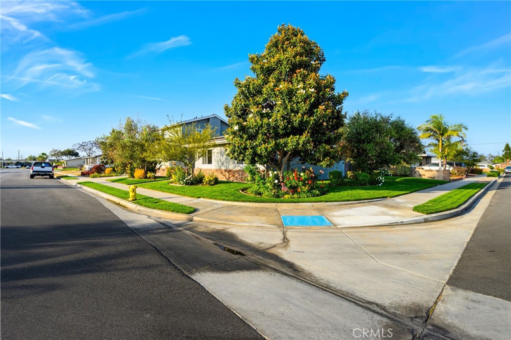 8880 Jefferson Drive