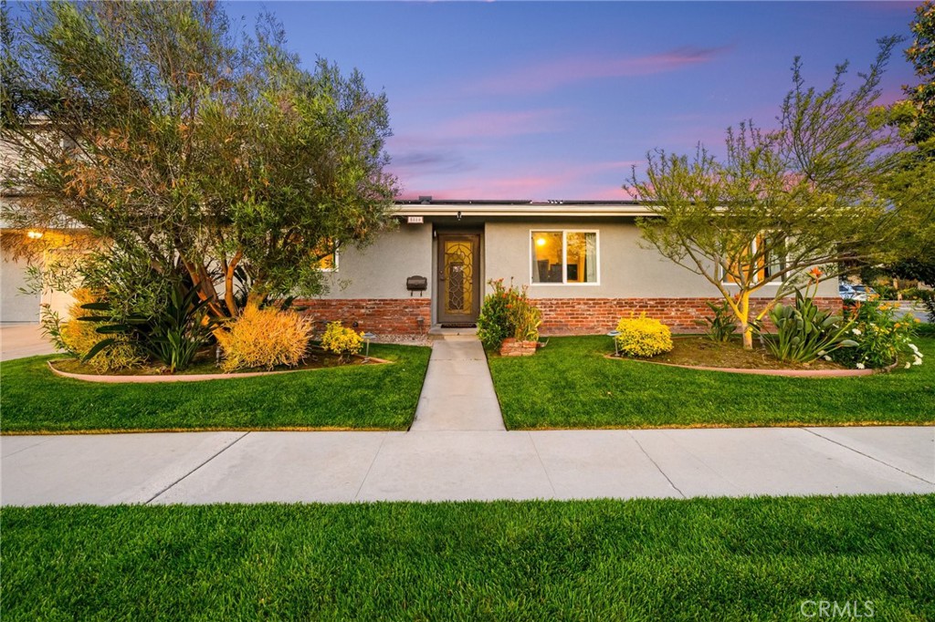 8880 Jefferson Drive