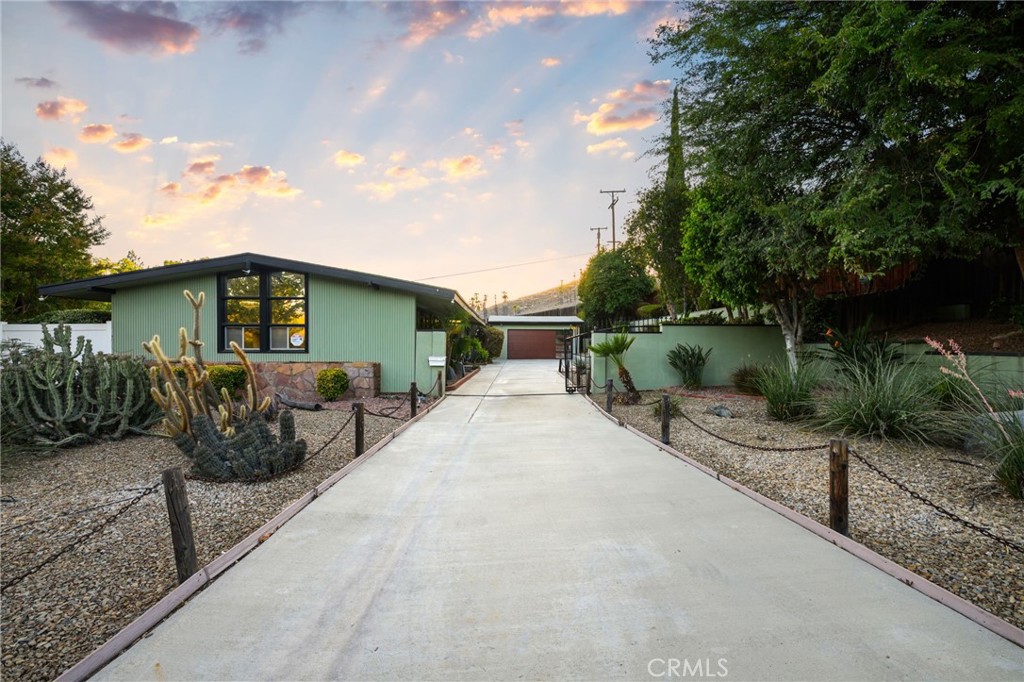 5649 Durango Road