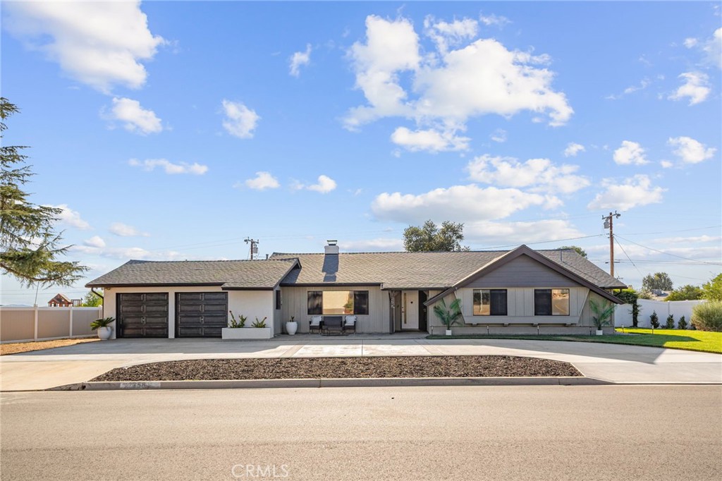 1258 Holly Lane