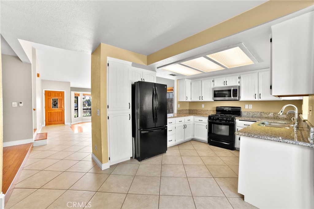 17800 Rancho Bonita Road