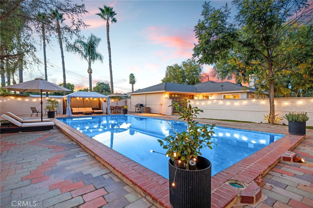 4514 Brentwood