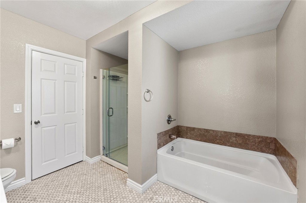 4514 Brentwood