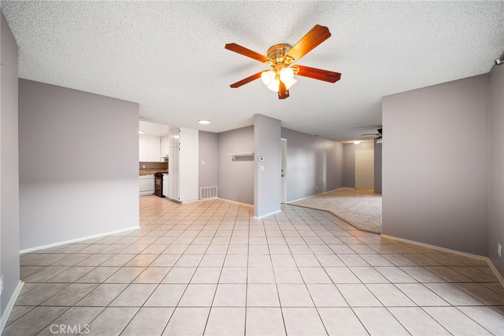 4630 San Jose T