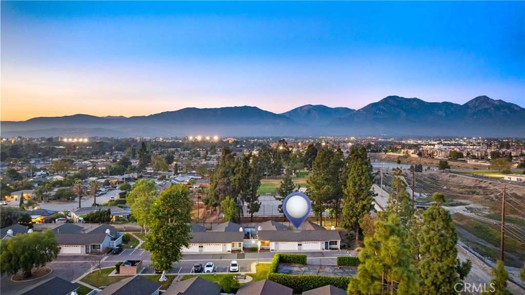 4630 San Jose T