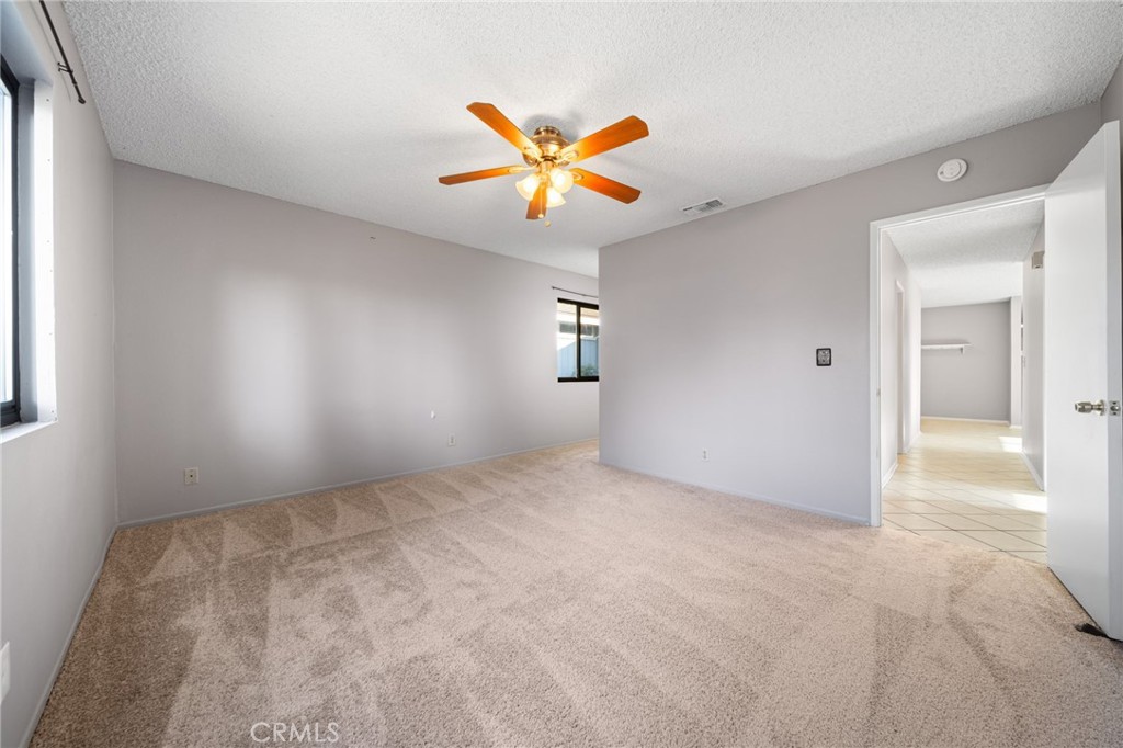 4630 San Jose T