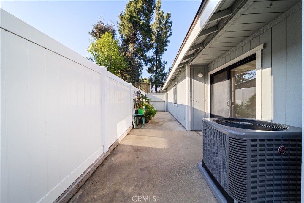 4630 San Jose T