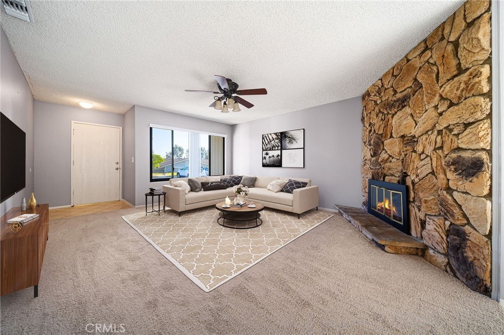4630 San Jose T