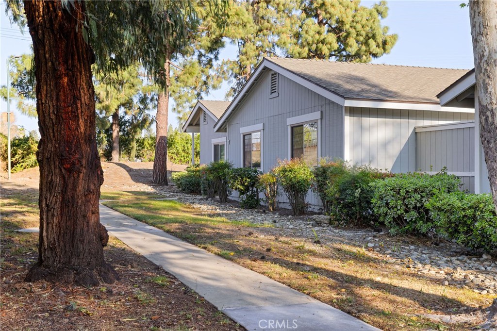 4630 San Jose T