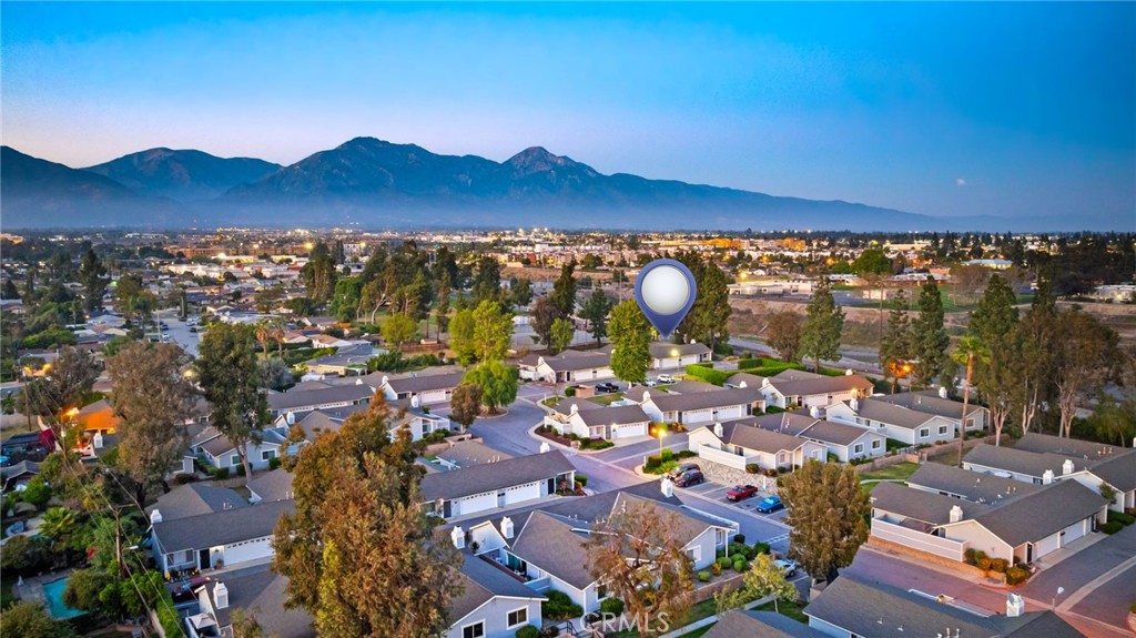 4630 San Jose T