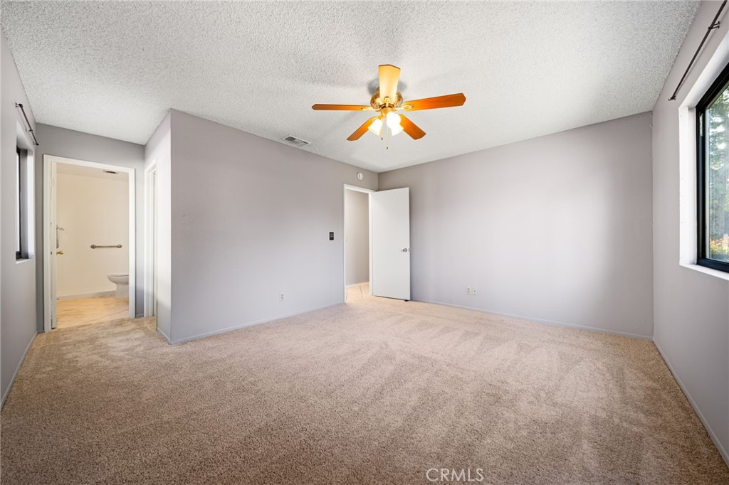 4630 San Jose T