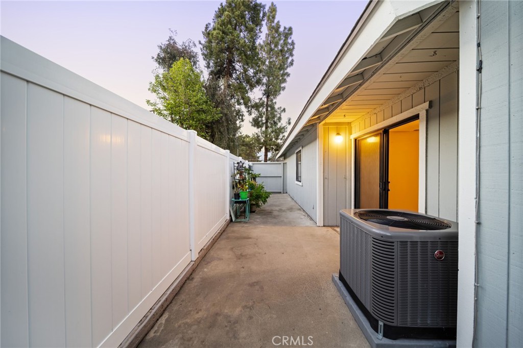 4630 San Jose T