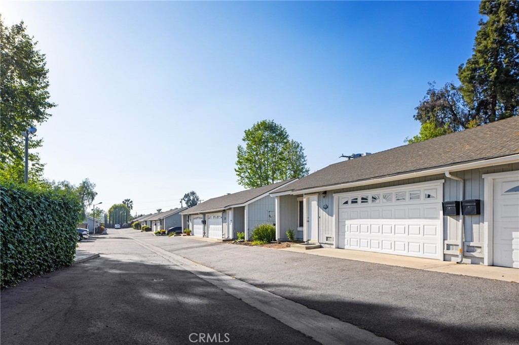 4630 San Jose T
