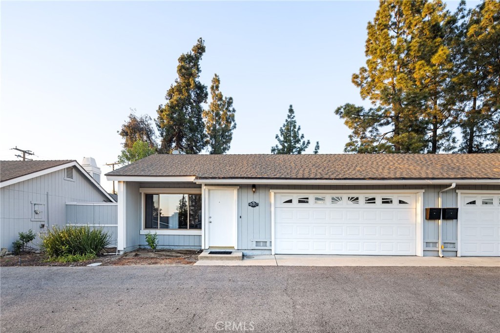4630 San Jose T
