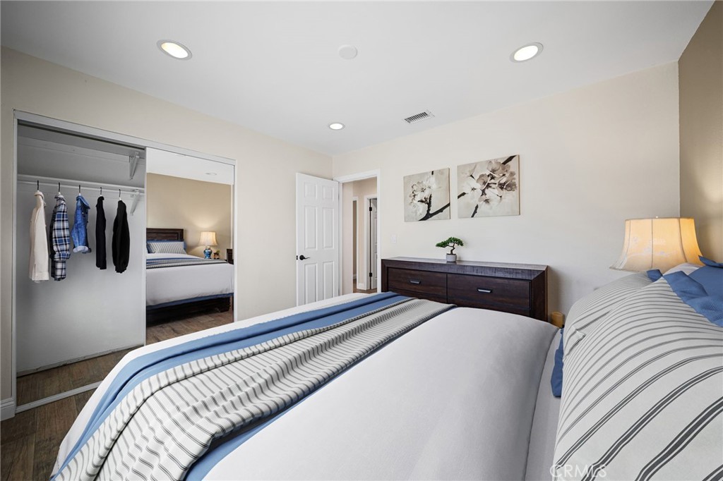 6113 Riverside