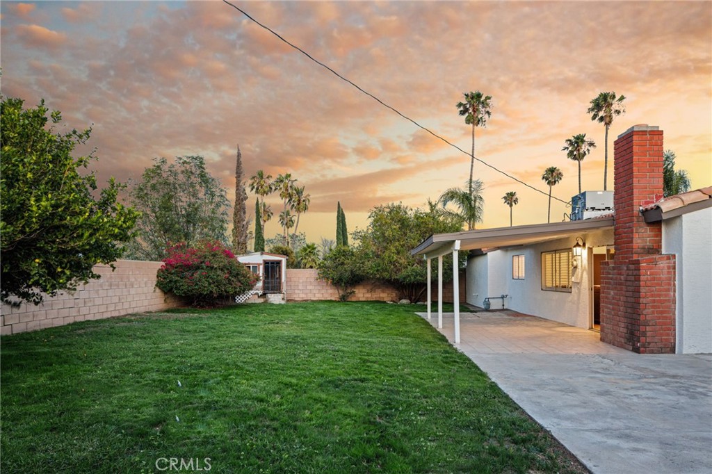 6113 Riverside