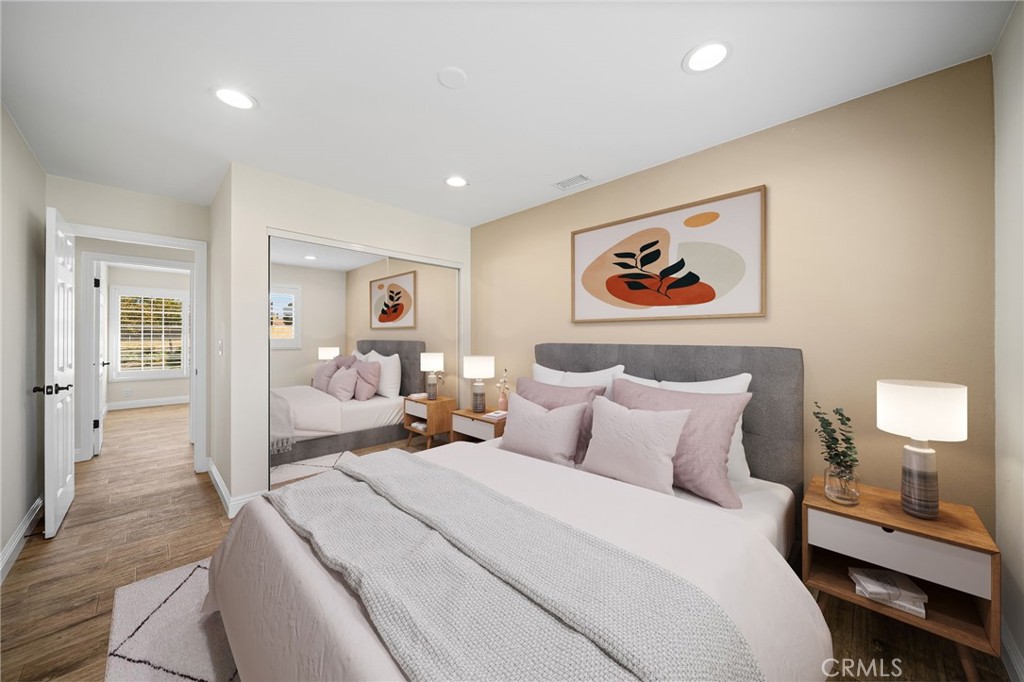 6113 Riverside
