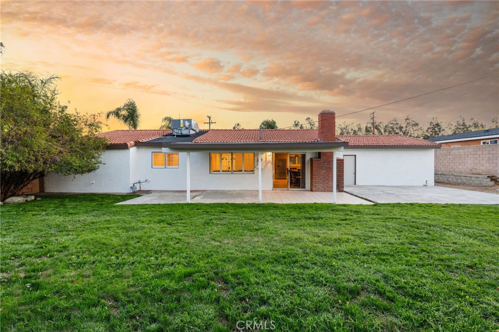 6113 Riverside