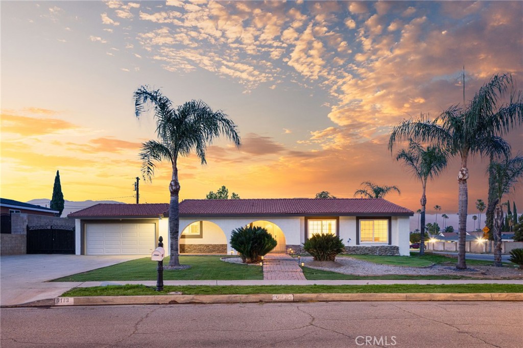 6113 Riverside