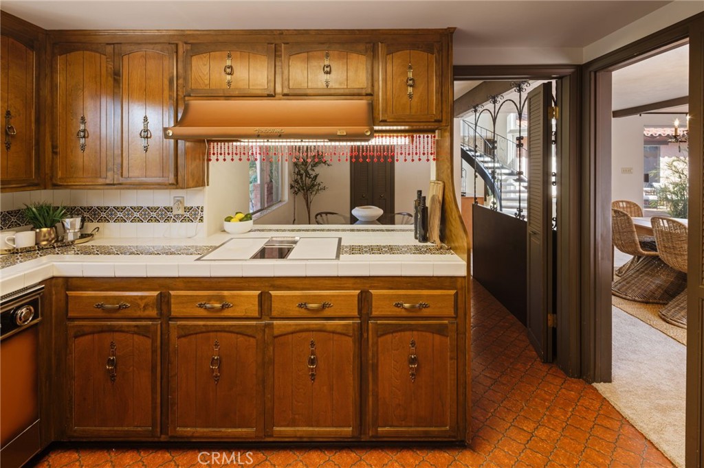 880 Encanto Street