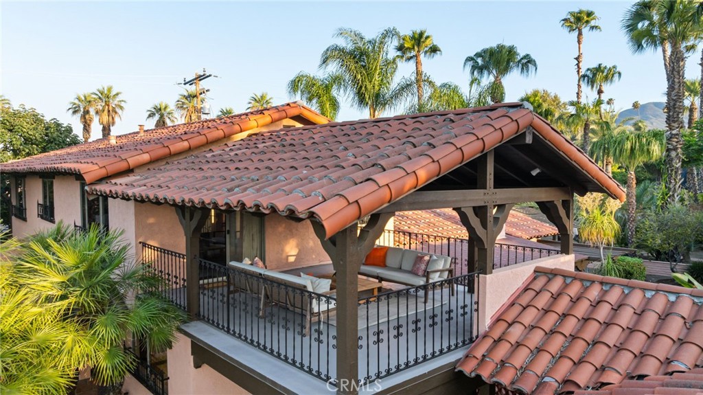 880 Encanto Street