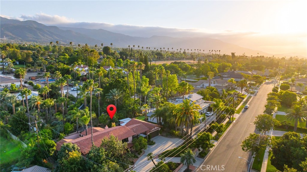 880 Encanto Street