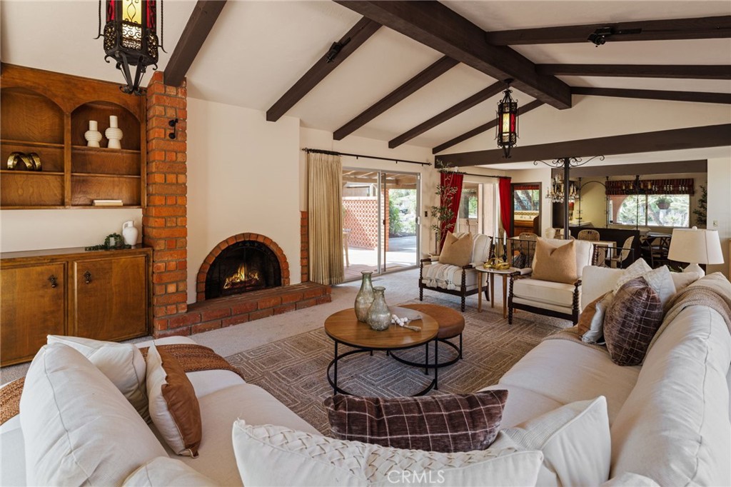880 Encanto Street