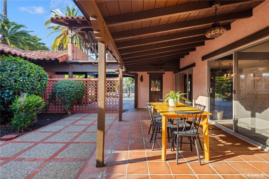 880 Encanto Street