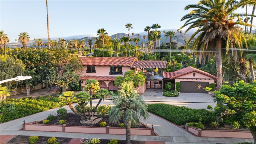 880 Encanto Street