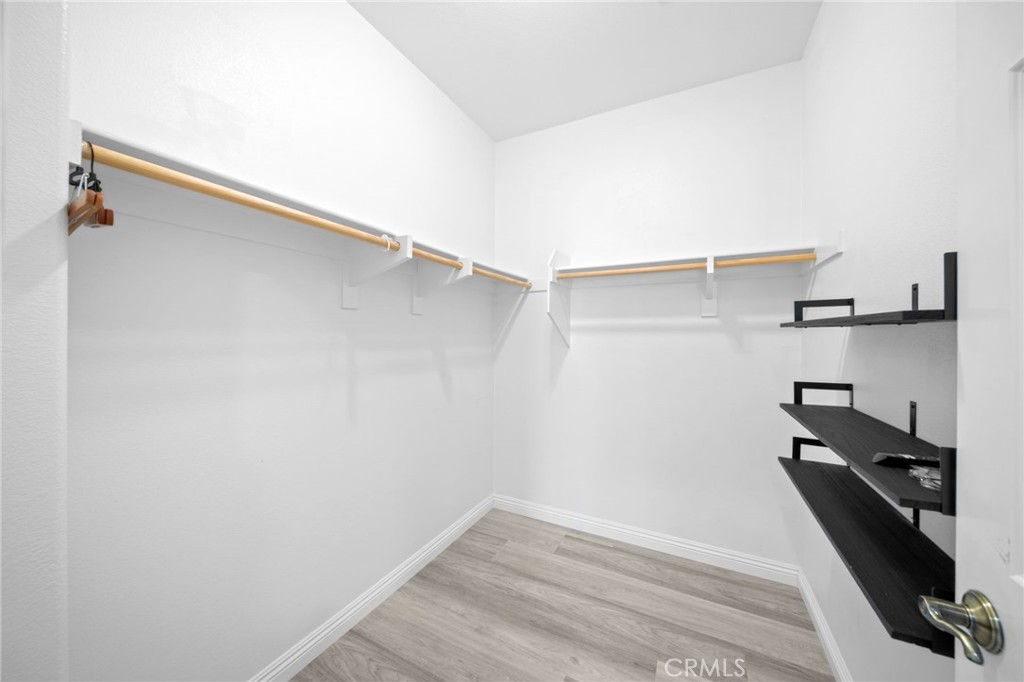 1420 Yarrow