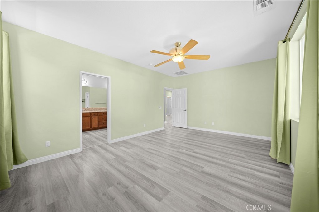 1420 Yarrow