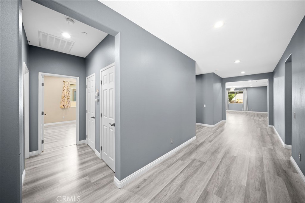 1420 Yarrow