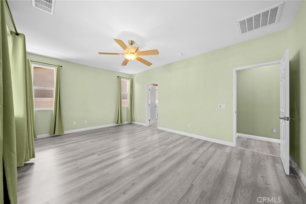 1420 Yarrow