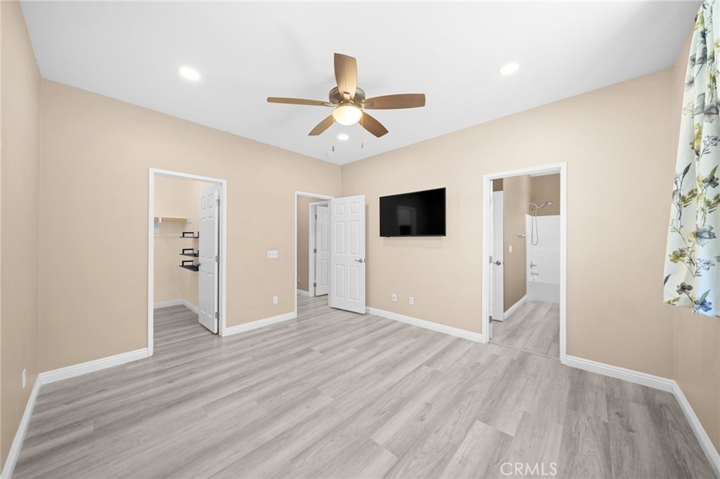 1420 Yarrow