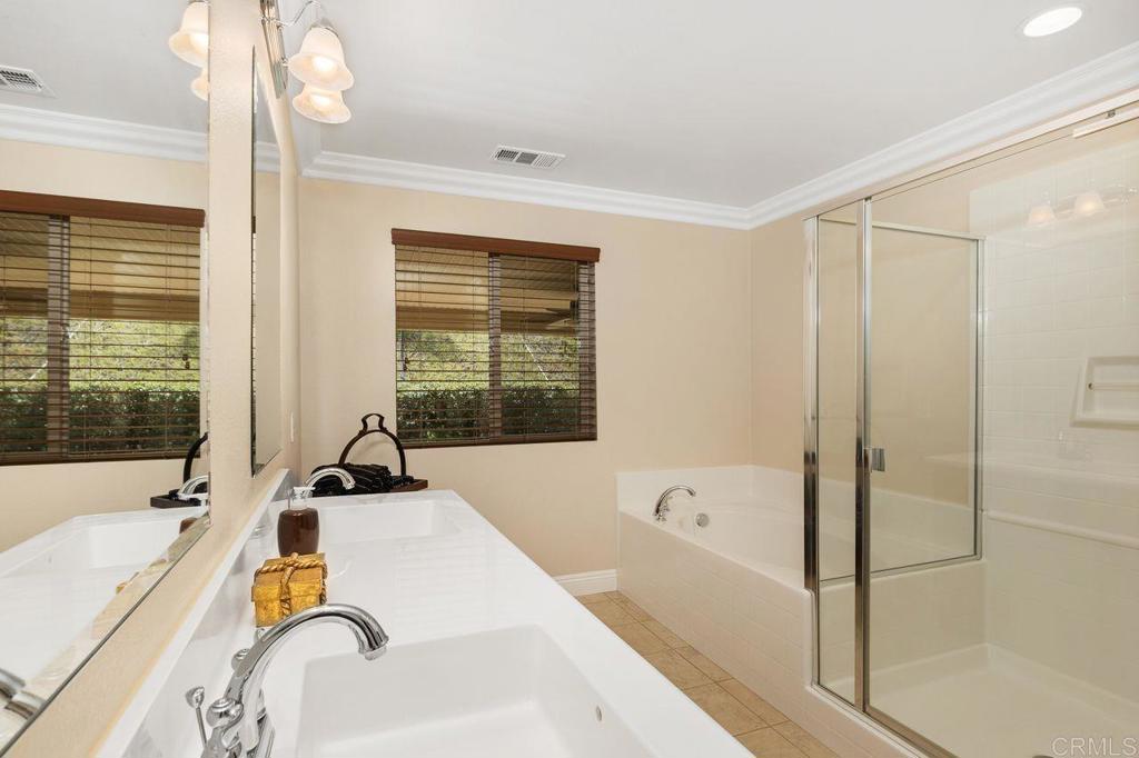 34123 Hillside Drive