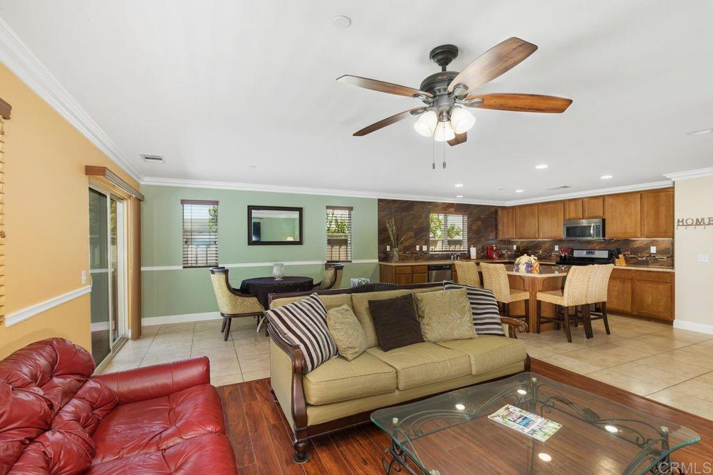 34123 Hillside Drive